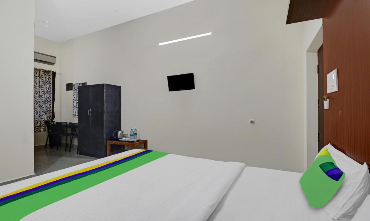 Grand Jp Inn Near 2 Km From Gundlupet Bus Stand Ngoại thất bức ảnh