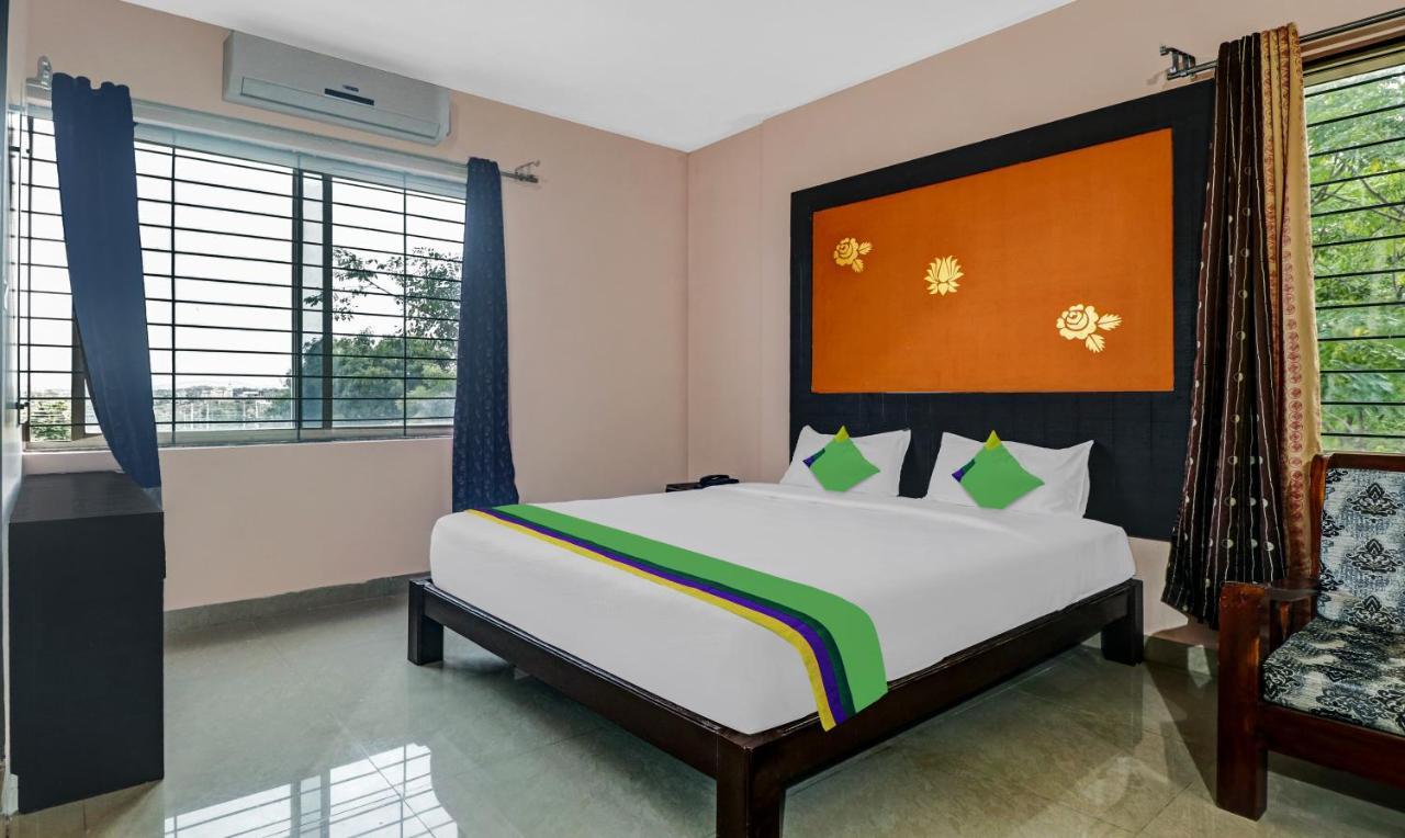Grand Jp Inn Near 2 Km From Gundlupet Bus Stand Ngoại thất bức ảnh