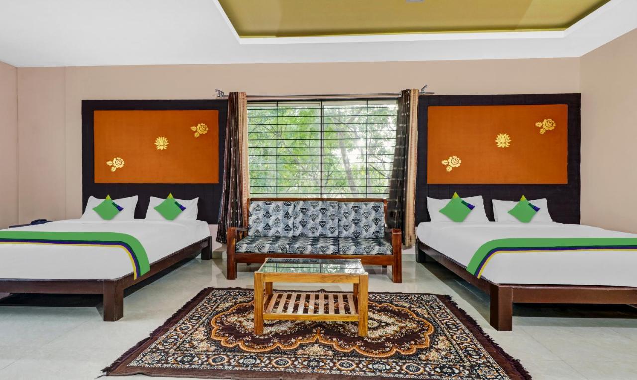 Grand Jp Inn Near 2 Km From Gundlupet Bus Stand Ngoại thất bức ảnh