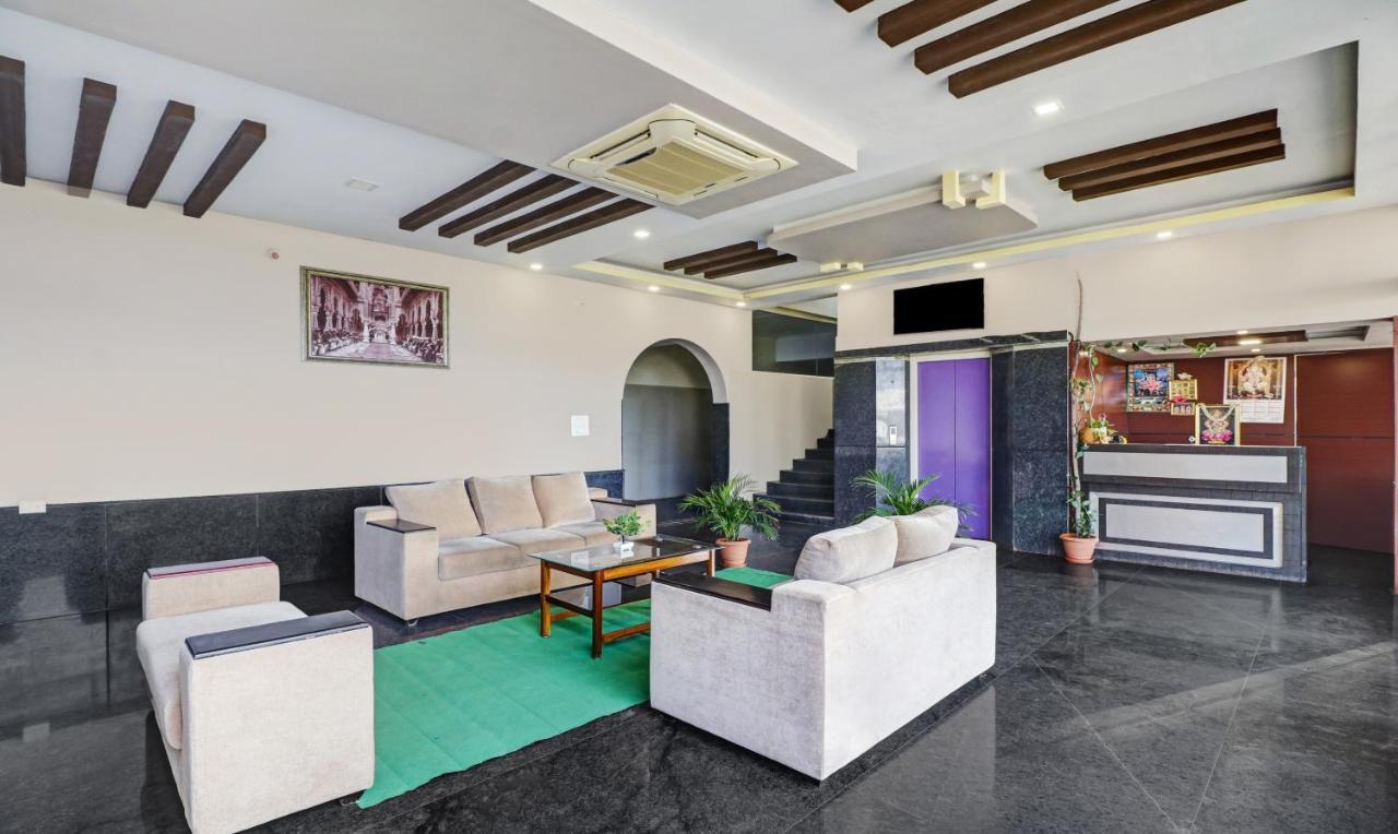 Grand Jp Inn Near 2 Km From Gundlupet Bus Stand Ngoại thất bức ảnh