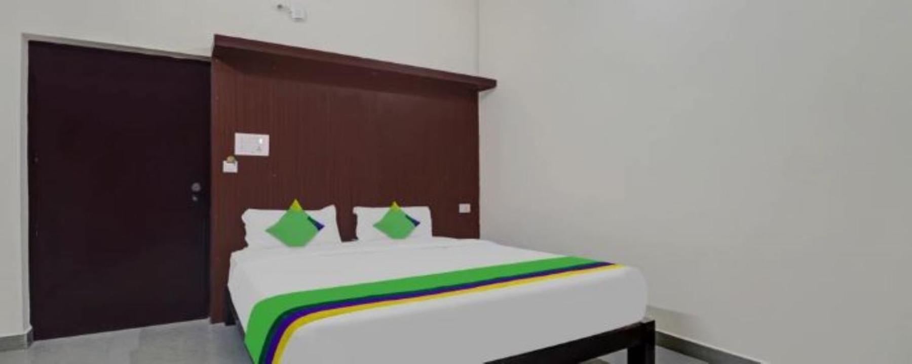 Grand Jp Inn Near 2 Km From Gundlupet Bus Stand Ngoại thất bức ảnh