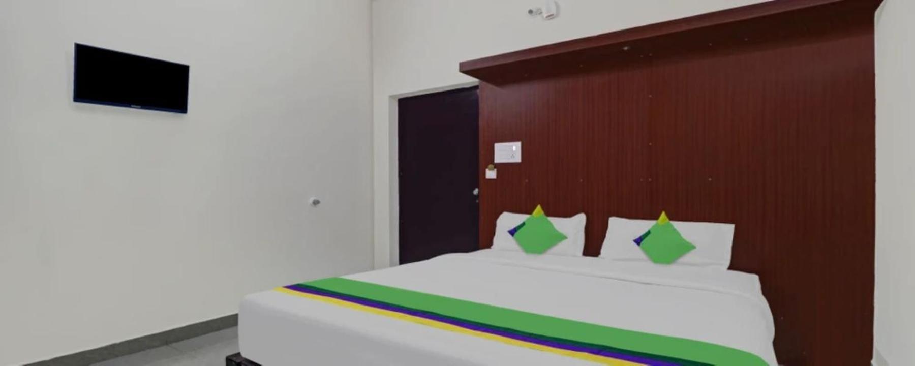 Grand Jp Inn Near 2 Km From Gundlupet Bus Stand Ngoại thất bức ảnh